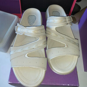 Women's Dr. Scholl's Beige Gel Cushion Sandals Size 9.5